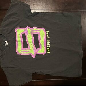 Shreddy shirt